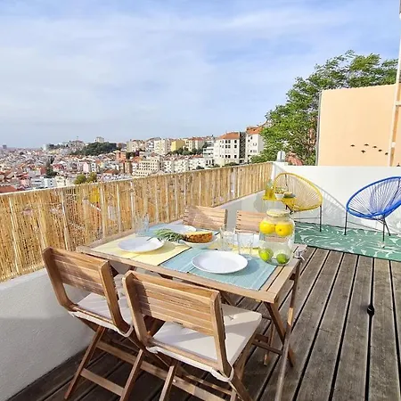 Happy - With A View, Private Terrace & Ac Lisbon