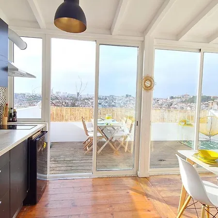 Happy - With A View, Private Terrace & Ac