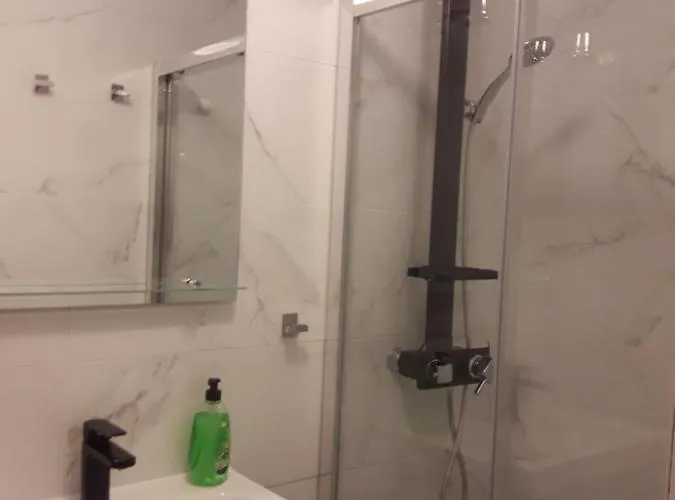 Happy - With A View, Private Terrace & Ac Apartamento *