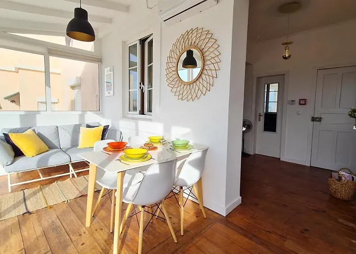 Apartamento Happy - With A View, Private Terrace & Ac *