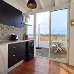 Happy - With A View, Private Terrace & Ac Διαμέρισμα Lisboa