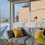 Happy - With A View, Private Terrace & Ac *